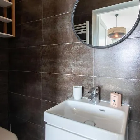 L33 2p Jean Medecin Centrale/ 2 Balcony & Ac