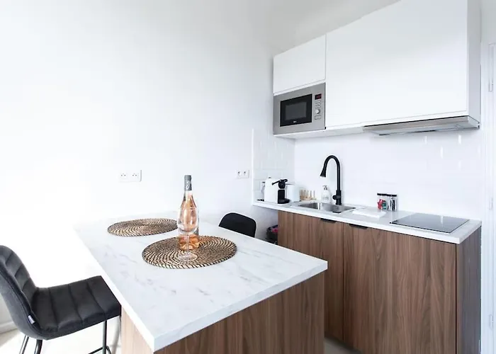 L33 Staywiz Us -2p Jean Medecin Centrale- 2 Balcony & Ac شقة نيس